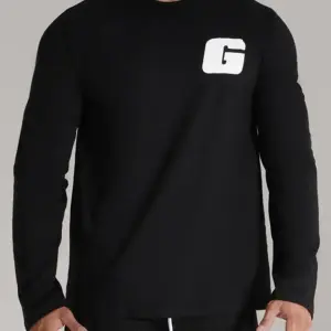 CAMISETA PRETA MANGA LONGA