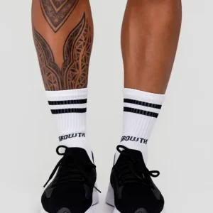 TENIS ESSENTIAL PRETO- GROWTH